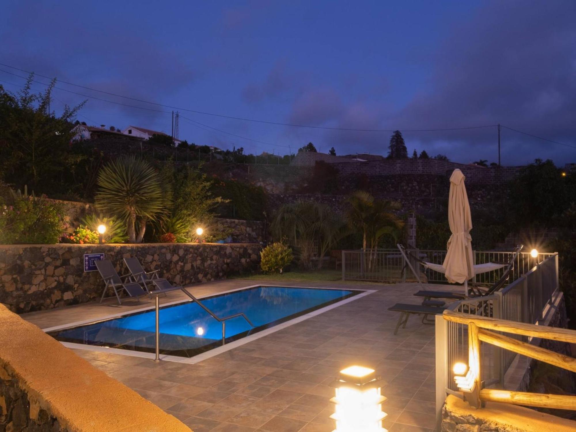Villa La Graja By Huskalia - Private Pool Los Llanos De Aridane Exterior photo