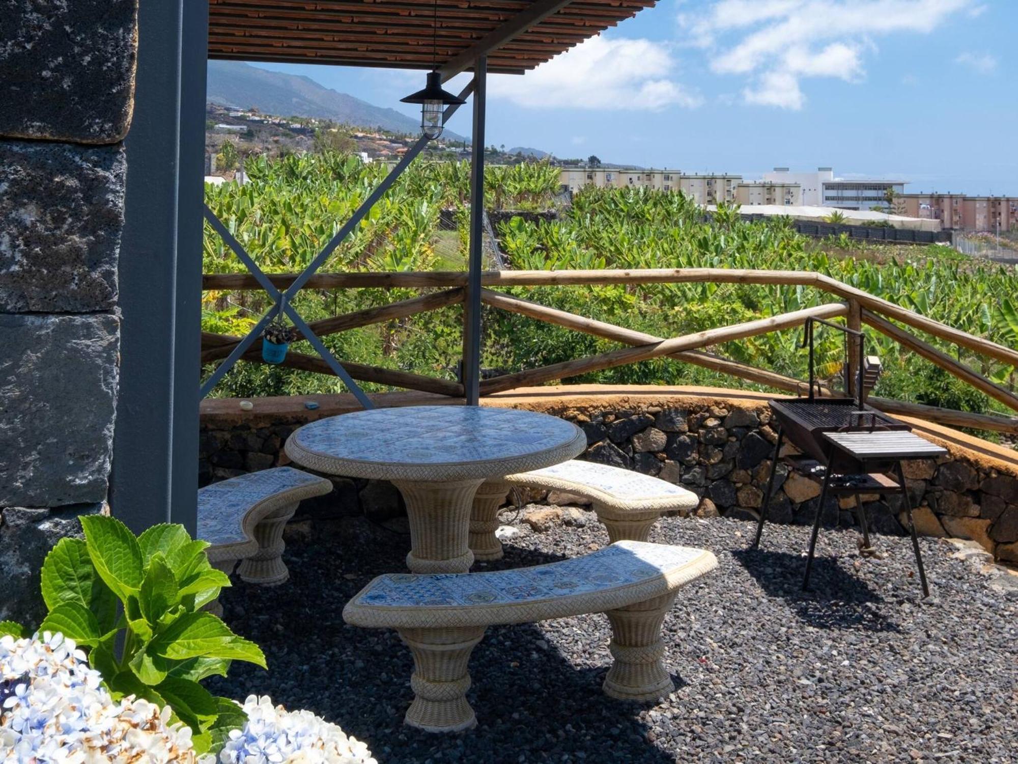 Villa La Graja By Huskalia - Private Pool Los Llanos De Aridane Exterior photo